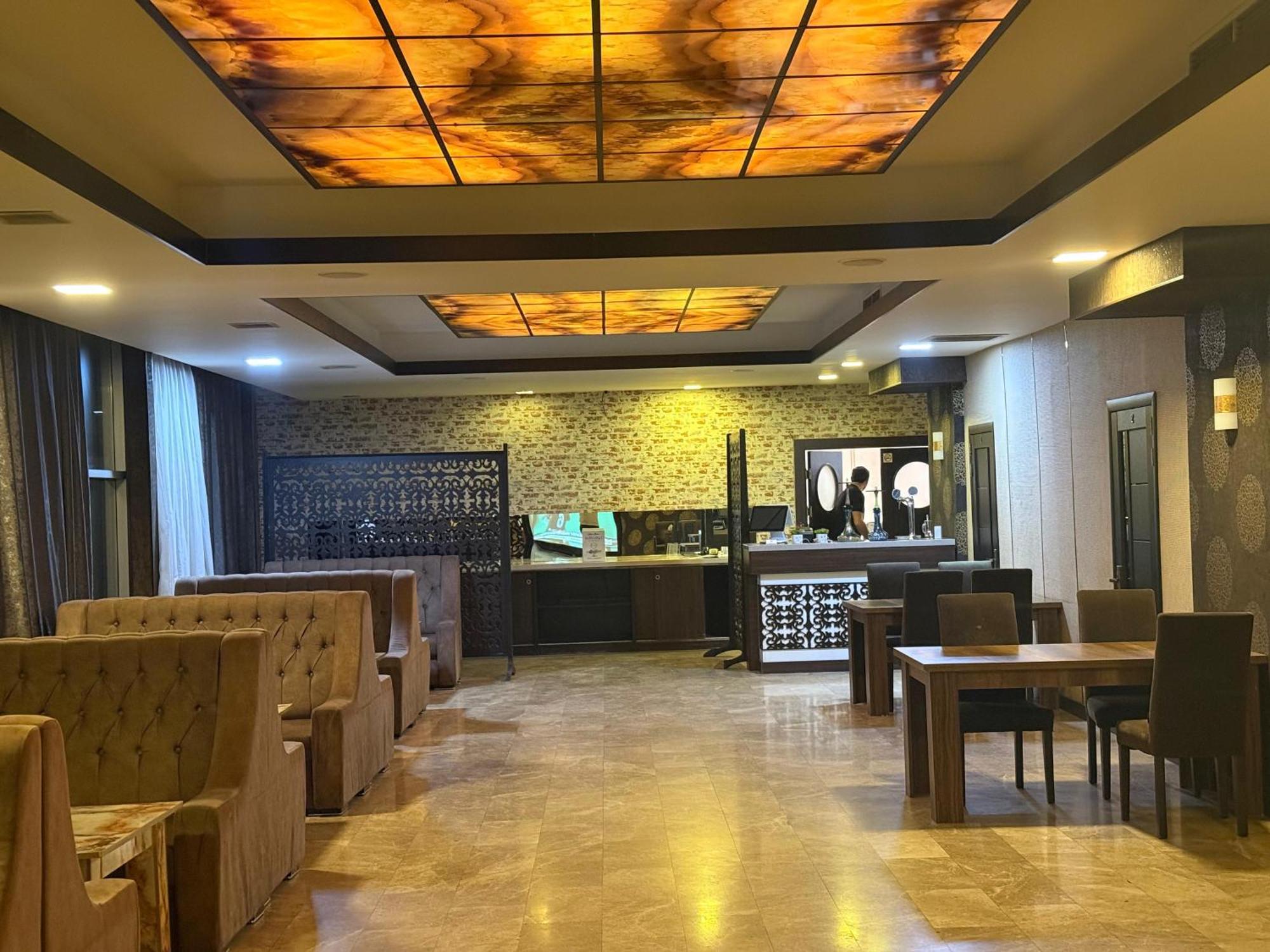 Black Mont Inn Hotel Баку Экстерьер фото