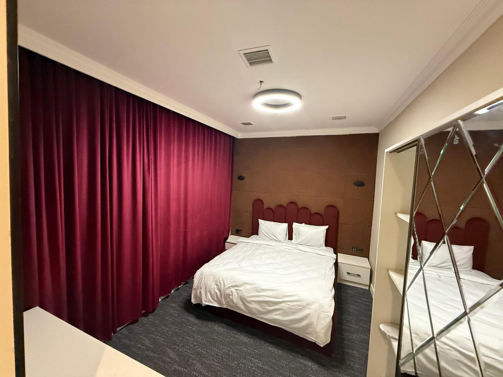 Black Mont Inn Hotel Баку Экстерьер фото