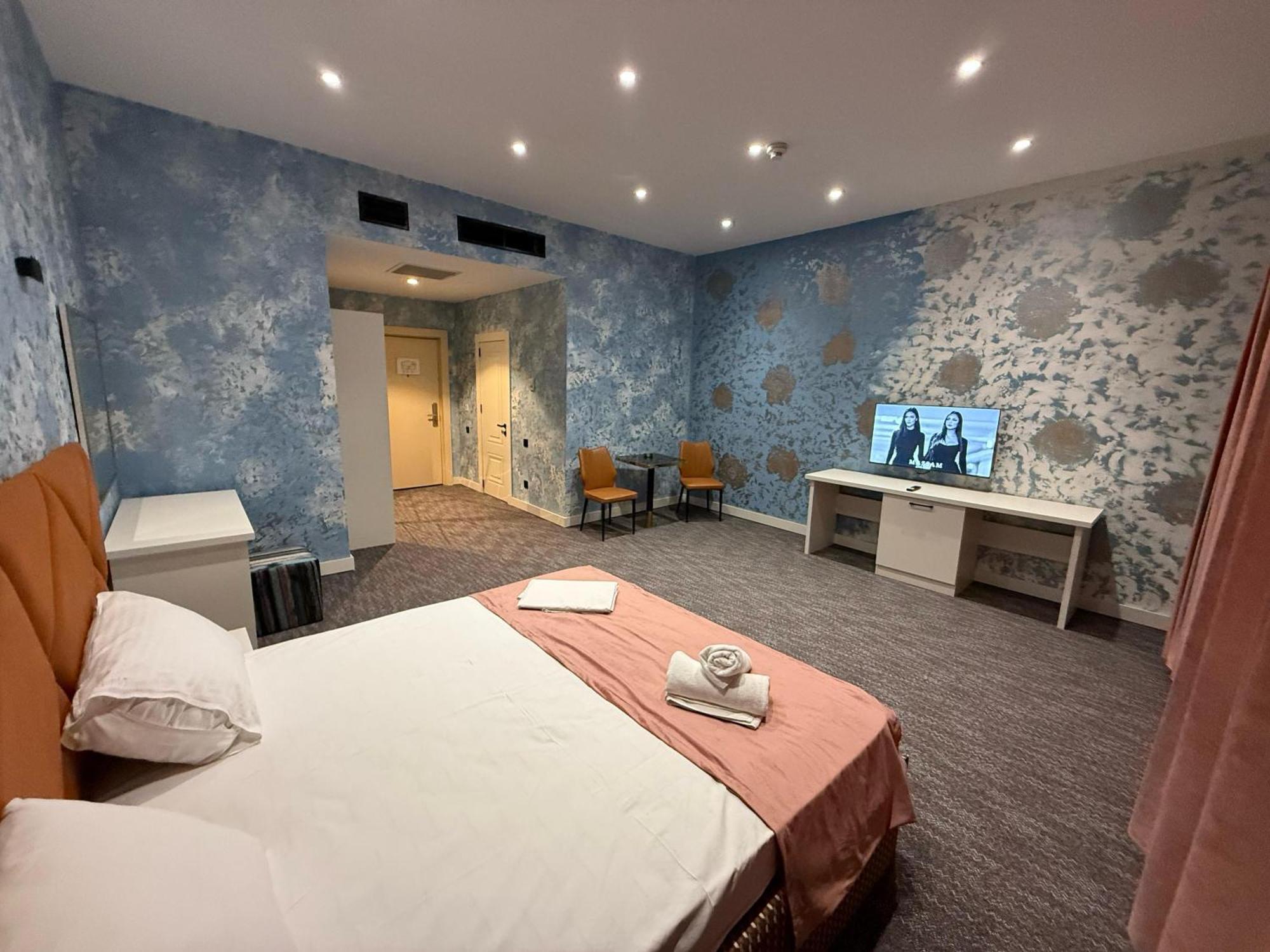 Black Mont Inn Hotel Баку Экстерьер фото