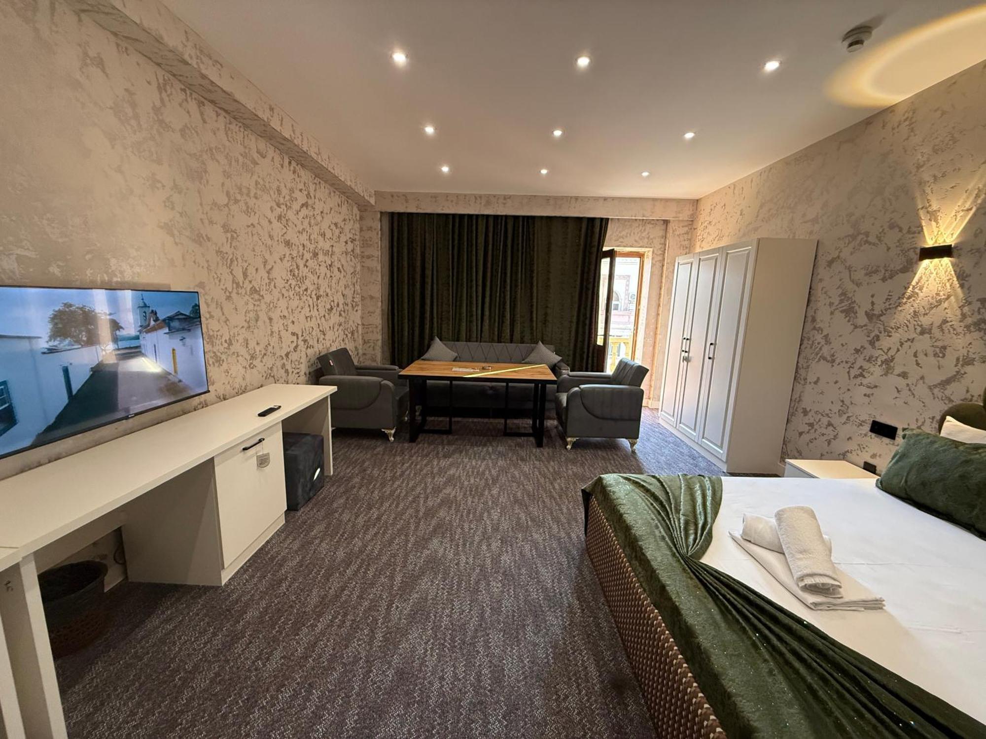 Black Mont Inn Hotel Баку Экстерьер фото