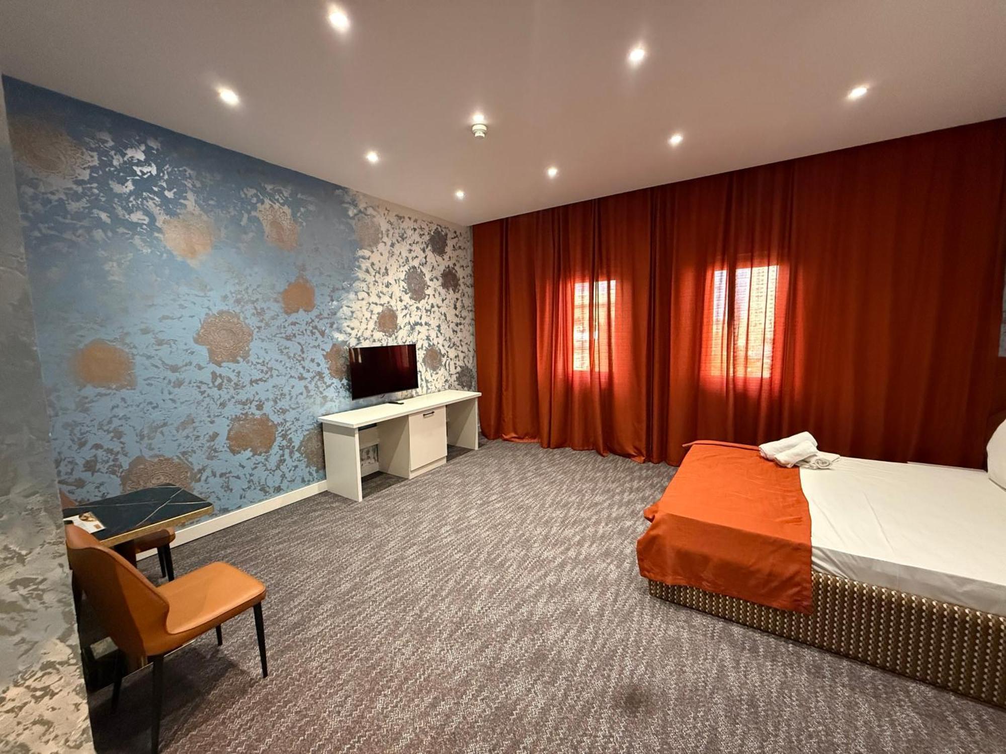 Black Mont Inn Hotel Баку Экстерьер фото