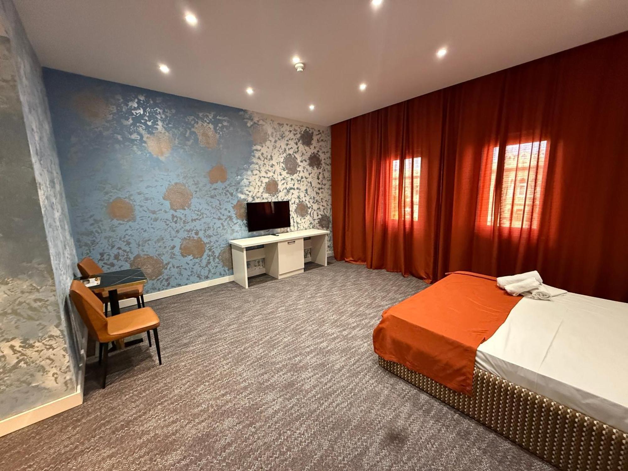 Black Mont Inn Hotel Баку Экстерьер фото